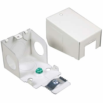Wiremold 2000 entrance fitting with 3&sol;4 inch knockouts for steel raceway