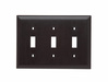 TP3 - Trademaster Wallplate 3G 3 Toggle BR - Legrand-Pass & Seymour