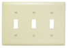 TP3I - Trademaster Wallplate 3G 3 Toggle Iv - Legrand-Pass & Seymour